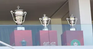 نهضة بركان يتوج بكأس العرش بعد فوز ساحق على الرجاء