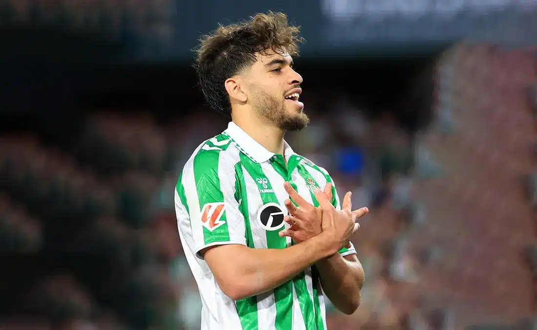الزلزولي يفتح باب الانتقال إلى برشلونة بعد تألقه