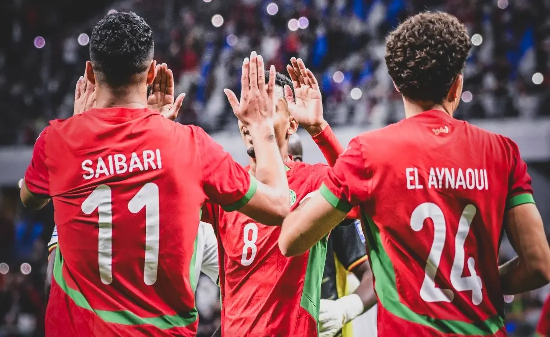 إسماعيل صيباري يفوز بجائزة أفضل لاعب في الدوري الهولندي