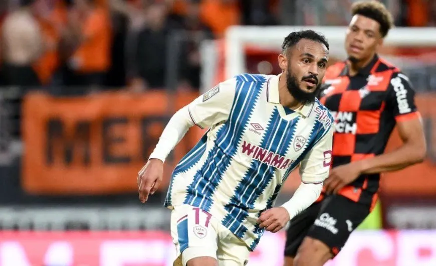 وهبي يدعو سفيان بوفال للانضمام لمعسكر المنتخب