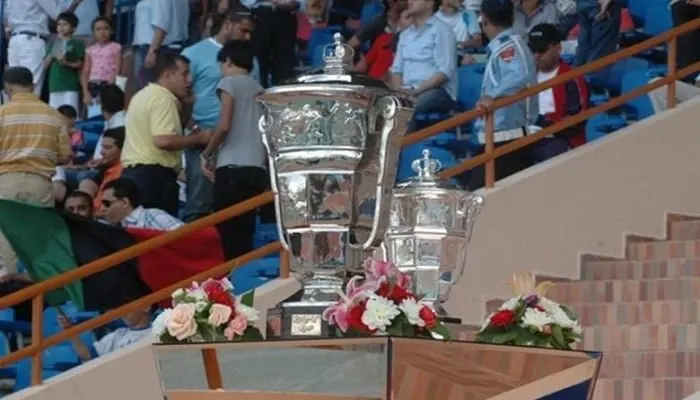 الرجاء الرياضي يواجه نهضة بركان في نهائي كأس العرش