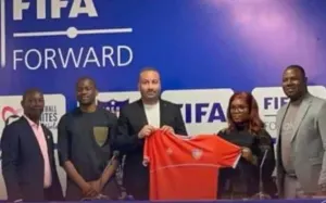 عادل الراضي يتولى تدريب المنتخب الليبيري بعقد ثلاث سنوات
