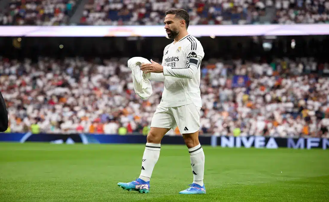 كارفخال يسلم شارة القيادة لفالفيردي في ريال مدريد