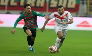 تحكيم مباراة وفاق سطيف ومولودية الجزائر في الدوري